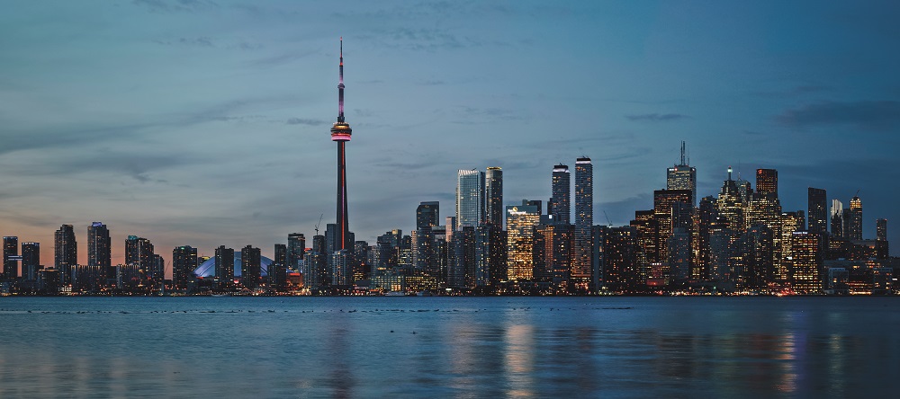 sunset_toronto_skyline_panorama_crop_from_snake_island